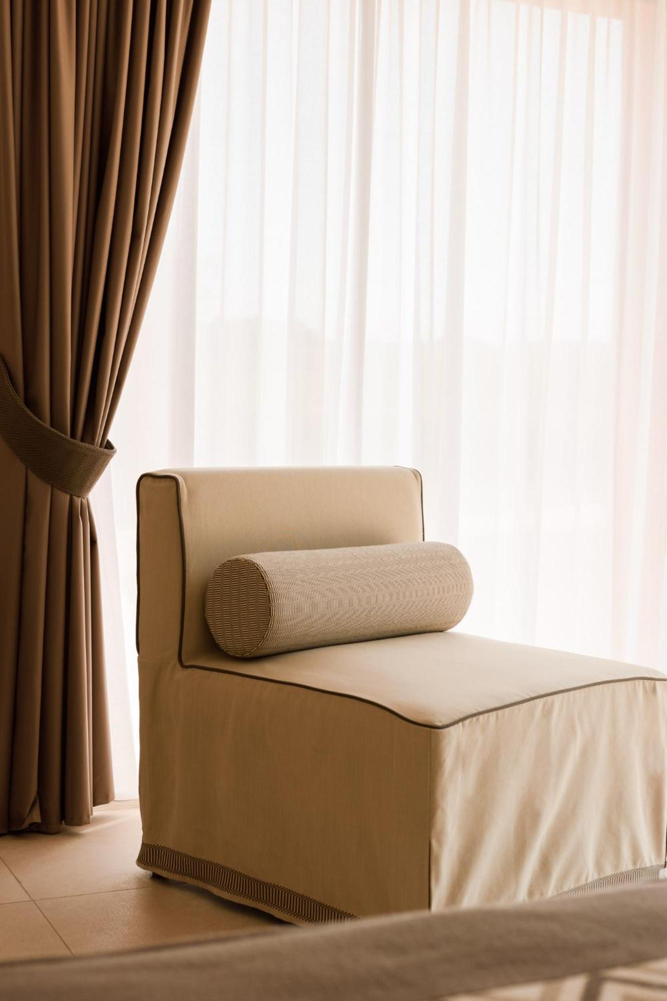 La Vinia Bed&Wine Experience - Adults Only Villa Sassari Phòng bức ảnh