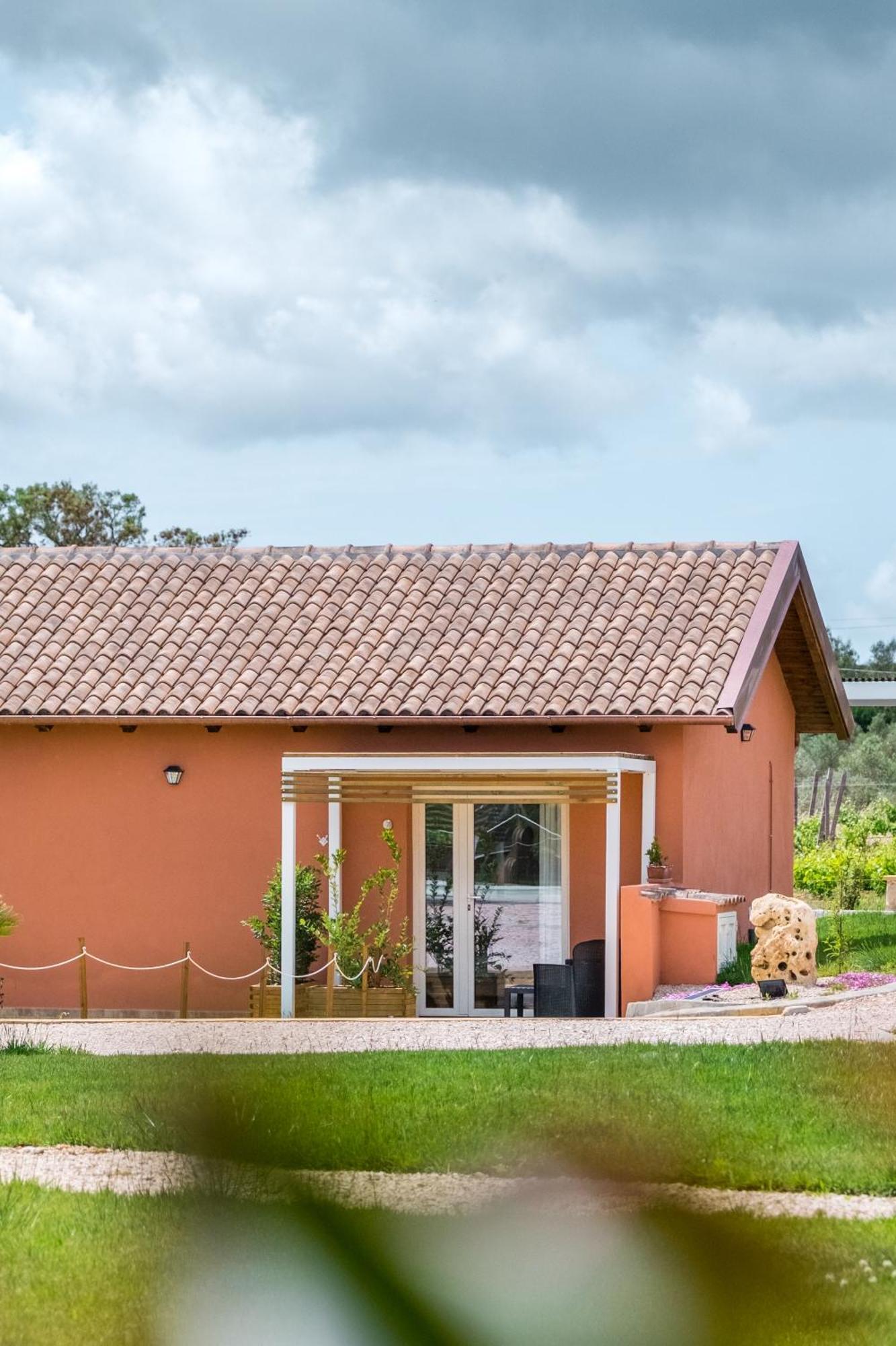 La Vinia Bed&Wine Experience - Adults Only Villa Sassari Phòng bức ảnh