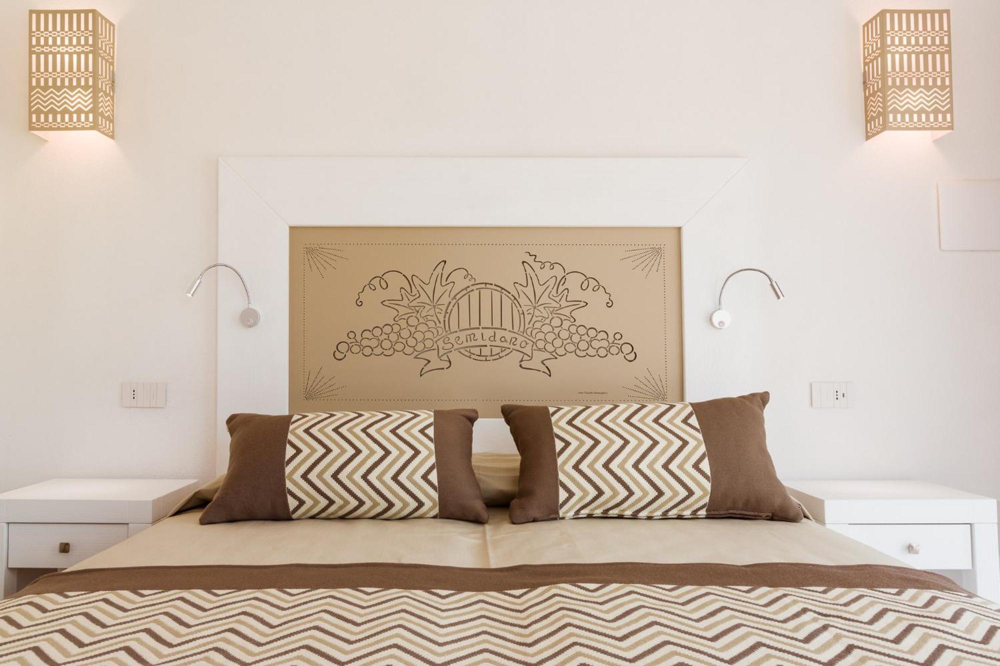 La Vinia Bed&Wine Experience - Adults Only Villa Sassari Phòng bức ảnh